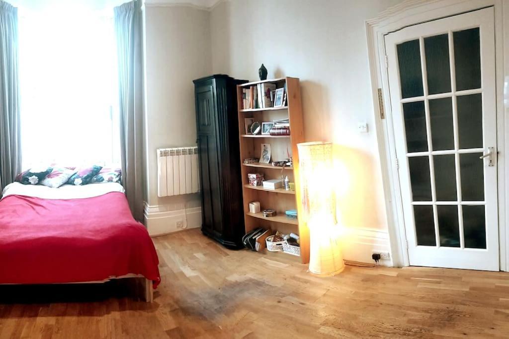 Cosy 1 Bedroom With Garden 2 Min From Seafront Hove Esterno foto